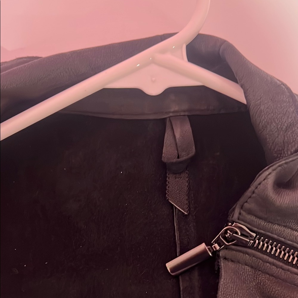 Zara Black Leather Jacket With Structured Fit - image 6